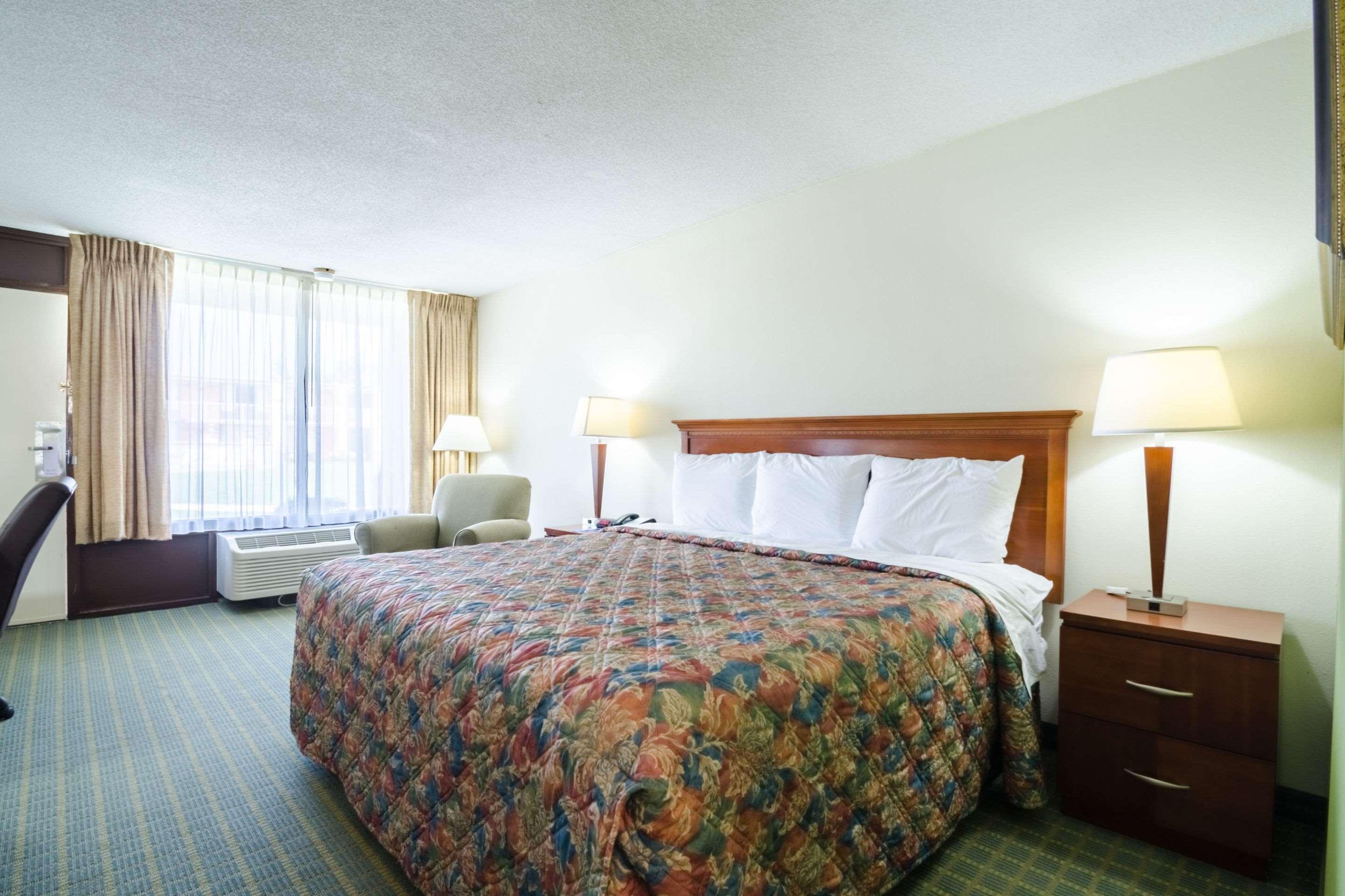 Oyo Hotel Greensboro East I 40 Ngoại thất bức ảnh