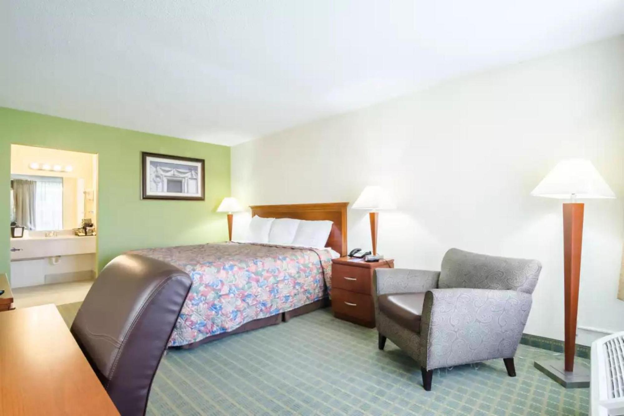 Oyo Hotel Greensboro East I 40 Ngoại thất bức ảnh