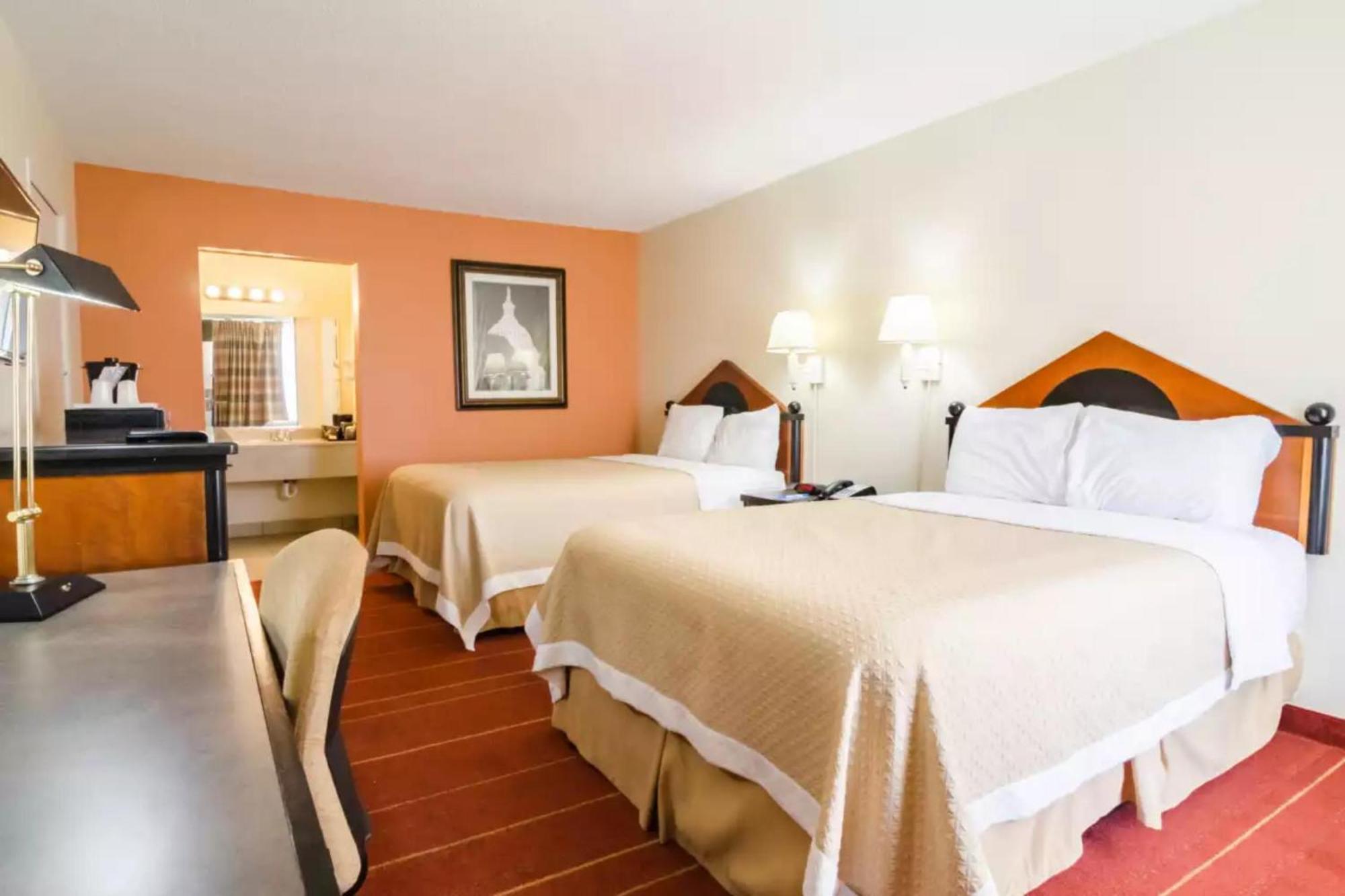 Oyo Hotel Greensboro East I 40 Ngoại thất bức ảnh