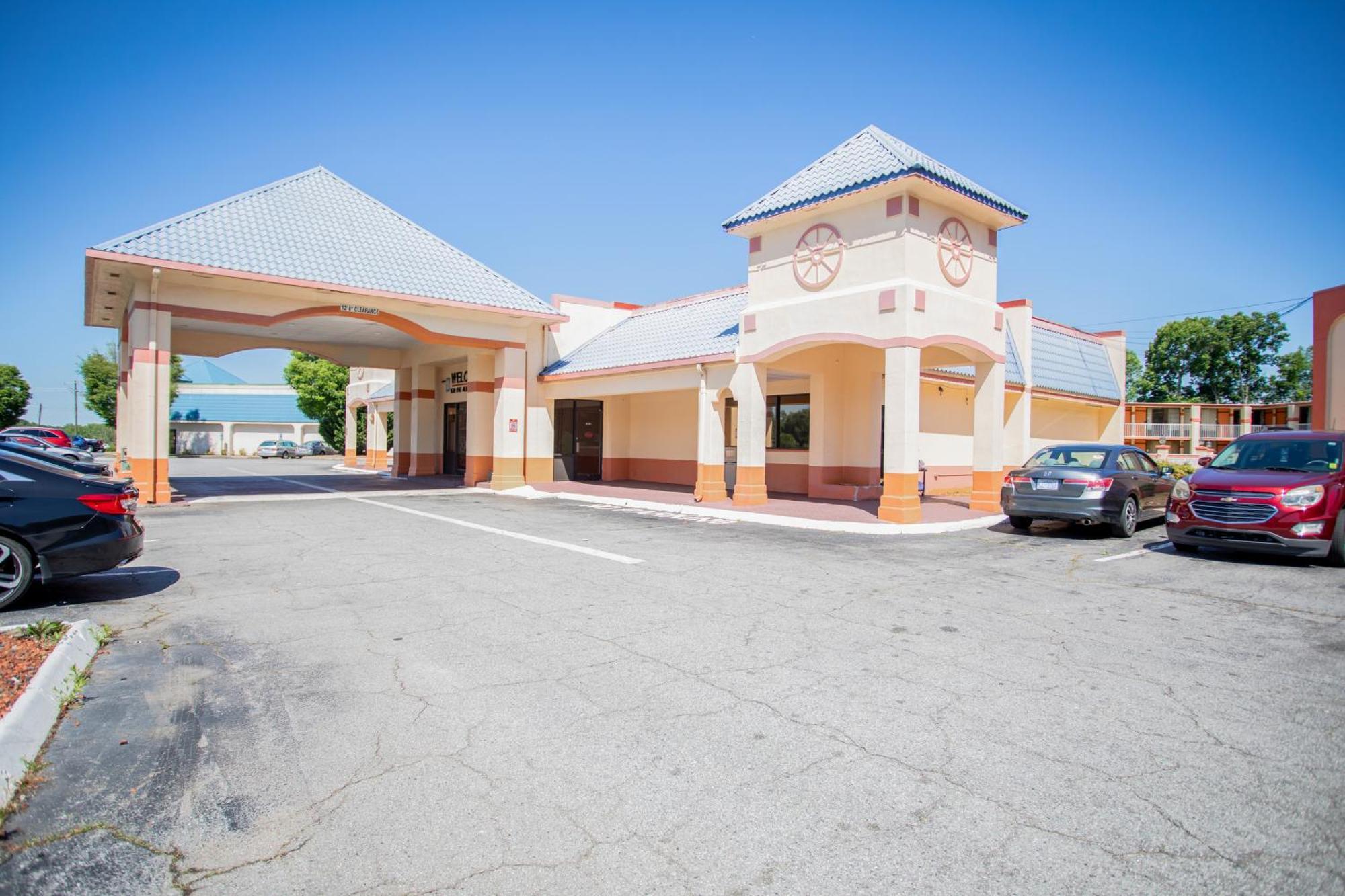 Oyo Hotel Greensboro East I 40 Ngoại thất bức ảnh