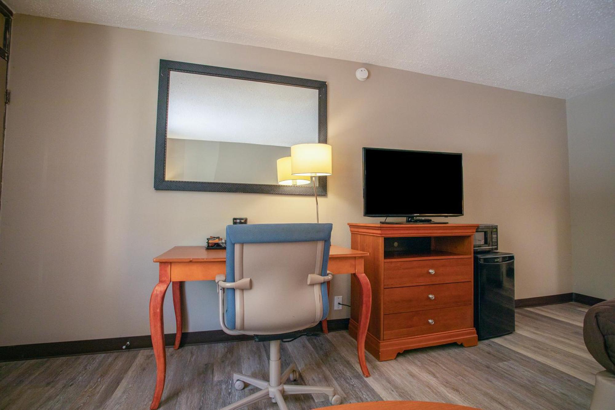 Oyo Hotel Greensboro East I 40 Ngoại thất bức ảnh