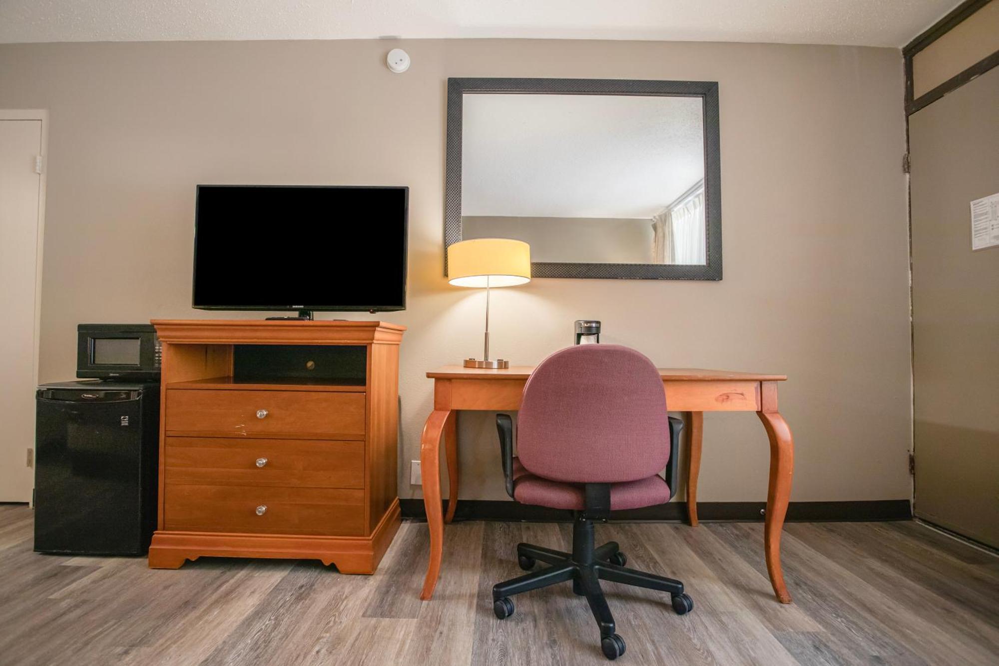 Oyo Hotel Greensboro East I 40 Ngoại thất bức ảnh