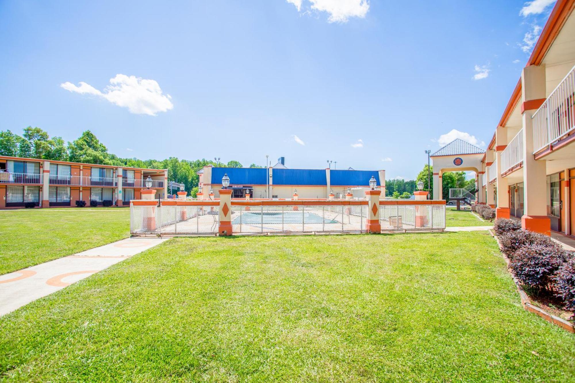 Oyo Hotel Greensboro East I 40 Ngoại thất bức ảnh